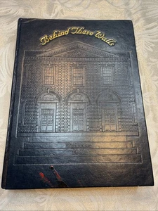 2002 "Highlander" - Highland Park High School Yearbook - Dallas, Texas  - Picture 1 of 15