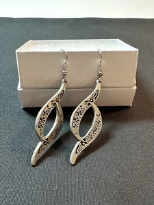 St Justin Pewter Floral Earrings - Picture 1 of 5