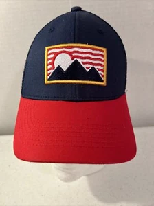 Mountain scene Adjustable trucker hat. New Without Tags - Picture 1 of 5