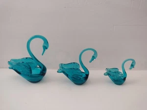 Set Of 3 Hand Blown Art Glass Swan Cobalt Blue Figurine White Eyes Bird - Bild 1 von 8