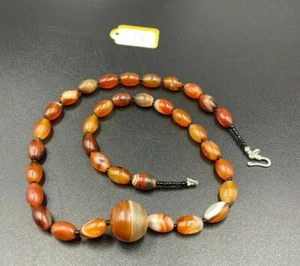 Una hermosa colección de cuentas de ágata antigua cuentas antiguas ágata dzi del Himalaya - Imagen 1 de 12