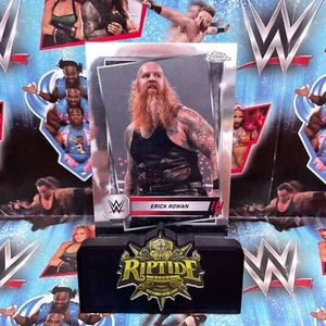 WWE Topps Chrome 2025 Base Cards #1-200 Pick your Cards - Picture 1 of 193