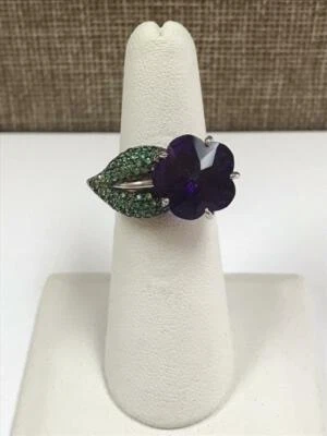 Fantástico Anillo Diseño Hoja Flor Flor Amatista Violeta y Esmeralda Verde Foto 1 de 4