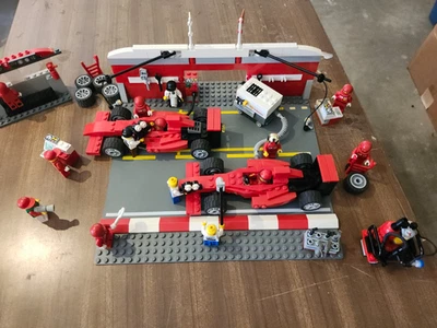 LEGO FERRARI F1 TEAM #8375, 8673 & 8168 Custom Build, w/ film crew & Extra Items - Image 1 of 4