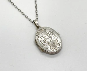 Solid Sterling Silver Oval Locket Pendant - flower detail on 925 Chain Necklace - Picture 1 of 11