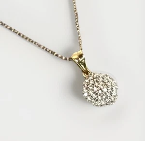 Real Diamond Cluster Pendant 9ct Gold 16” Chain - 2.7gram - 20 x 13mm - Imagen 1 de 3