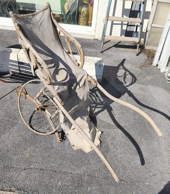 Ancienne poussette fin 19eme - Photo 1/4