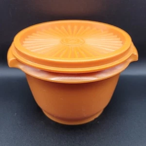 Tazón de almacenamiento Tupperware Orange Servalier 20 oz #886 tapa Starburst #812 vintage - Imagen 1 de 9
