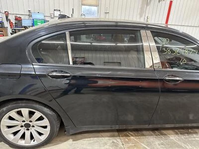 09-15 BMW 750Li xDRIVE PASAJERO PUERTA TRASERA DERECHA ZAFIRO NEGRO 475 Foto 1 de 4