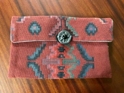 Monedero/bolsa de tela tejida con cierre de piedra; diseño nativo americano, rojos, tostado, negro Foto 1 de 4