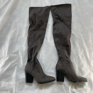 Marc Fisher LTD Mlarrine Womens Knee High Sock Boots Brown Size 7.5M Faux Suede - Picture 1 of 11