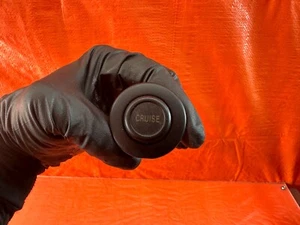 94-01 ACURA INTEGRA - CRUISE CONTROL BUTTON SWITCH - OEM FACTORY #228 - Picture 1 of 5