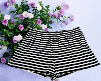 Pantalones Cortos H&M Jersey Para Mujer Talla XXL Negro Blanco Rayas Bolsillos Elastizados 3" Entrepierna Foto 1 de 4