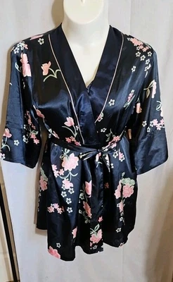Conjunto de bata camisón Jones New York satinado líquido azul marino rosa floral talla mediana Foto 1 de 4