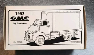 FIRST GEAR 1:34 1952 GMC DRY GOODS VAN Miss Budweiser - Picture 1 of 6