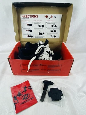 Heelys Skate Shoe - Straight Up - Black & White Youth Size 3 - Style 7675 - Image 1 of 4