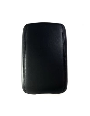 2010 - 2016 凯迪拉克 SRX 中控台盖/扶手黑色皮革原始设备制造商 1184077 — 第 1/4 张图片