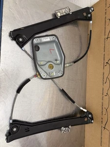 Vw Scirocco 2.0TSI Passenger Side Left Window Regulator 1K8837401L 2009 - Picture 1 of 11