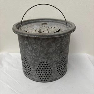 Antiguo cubo de cebo de pesca de metal galvanizado vintage cubo Minnow - Imagen 1 de 10