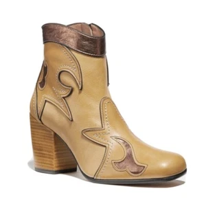 Coach Western Bootie With Burnish  New $526   US 6.5 B - Picture 1 of 12