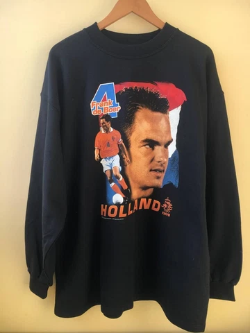 Official KNVB Holland Frank de Boer vintage football soccer sweatshirt. Size XL Cover