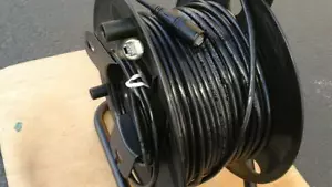 PRO CAT6 UTP táctico con cable digital Ethercon neutro en carrete 250 ft - Imagen 1 de 6