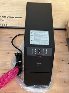 APC SUA2200TW SMART-UPS 2200VA - Picture 1 of 8