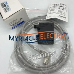 Sensore interruttore fotoelettrico Omron E3G-R17-G nuovo con scatola/da - Foto 1 di 1