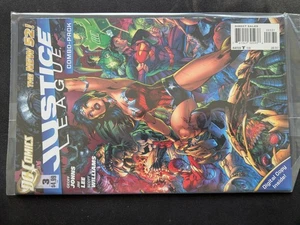 DC Justice League Vol. 2 # 3C Variant Cover Jan '12 (NM) - Picture 1 of 3