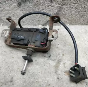 Mercedes W126 SEC NS Headlamp Wiper Motor 1268202142 Left Bosch 0390206767 - Picture 1 of 3