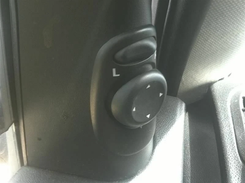 Interruptor de puerta delantera izquierda del conductor espejo del conductor compatible con 03-12 SAAB 9-3 134664 Foto 1 de 1