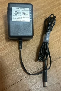 Dr Scholl's Soothing 5 Motore Massaggiatore Cuscino Completo Adattatore AC per Modello DR8573 - Foto 1 di 4