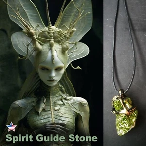 Uncut Gemstone Pendant Magic Witch Spirit  Guide Amulet Raw Stone Preying Mantis - Picture 1 of 24