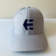 etnies flexfit hat