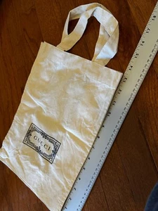 GUCCI Canvas Geschenktüte 13,5" x 10" - leicht gebraucht 👜✨🛍️ - Bild 1 von 3