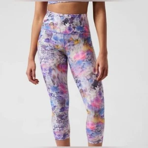 Athleta Elation Capri in Color Renewed Bloom Chrome Blue Size L - Picture 1 of 12