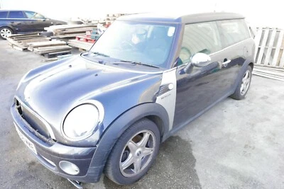 2009 BMW Mini One/Cooper/S MINI CLUBMAN R55  FRONT GRILL  - Image 1 of 4