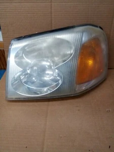2002-2009 GMC ENVOY DRIVER'S LEFT SIDE Headlight FOGGY - Picture 1 of 2
