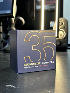 Lente Brightin Star 35 mm F1,2 APS-C para EOS-M - Imagen 1 de 3