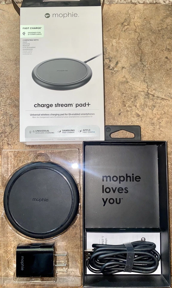 mophie 10w Qi Fast Charge Wireless Charger - Image 1 of 4