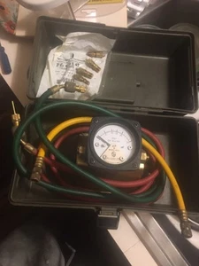 Bell & Gossett RO-5 differential pressure gauge (∆P) and test-port adapters - Picture 1 of 8