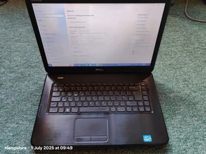 Dell Inspiron 3520, Intel Core i3-2370M @2.40GHz, 4Gb RAM, 500Gb Hard Drive - Picture 1 of 3