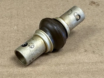 Apex Universal Joint P/N MS20271B10 New - Image 1 of 4