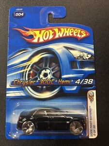 Hot Wheels 2006 First Editions #4 Chrysler 300C HEMI Black NO PINSTRIPE BLINGS - Picture 1 of 5