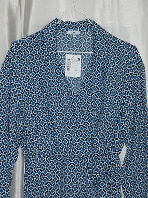 NEUVE Robe Femme Taille 44 Bleue Blanche MANCHES LONGUES SUPERPOSITION EN BAS - Photo 1/4