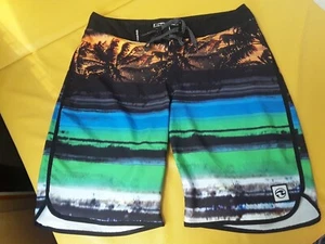(№ 2419 ) OCEAN CURRENT size M L stretch MEN board shorts surf swimwear - Picture 1 of 4