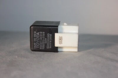 OEM Toyota 90987-02010 ventilador de refrigeración lámpara antiniebla bomba de combustible inyección tren motriz relé Foto 1 de 3