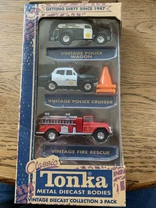 Classic Tonka Die Cast 1/64 3 Pak Vintage Fire Truck Police Cruiser & Wagon Neu in OVP - Bild 1 von 11