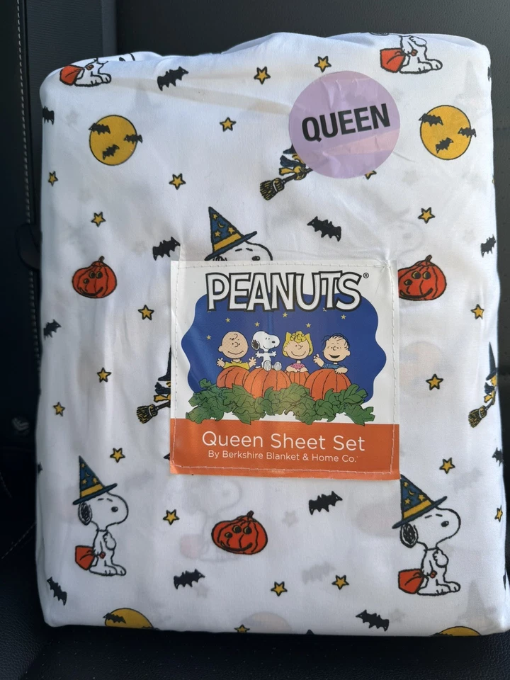 NEW Berkshire PEANUTS Halloween Snoopy Pumpkins Bats Sheet Set 4pc QUEEN - Image 1 of 1