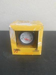 Medidor de nivel de combustible eléctrico AutoMeter 5718 Phantom - Imagen 1 de 5